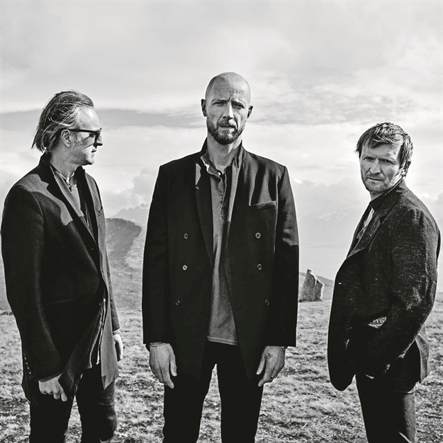 Ραντεβού με τους Madrugada στο Καλλιμάρμαρο