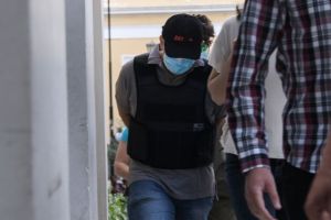 Δίκη ψευτογιατρού – Δήλωσε εισαγωγή σε νοσοκομείο λόγω κοροναϊού – Εντονη αντίδραση από τους δικηγόρους των θυμάτων