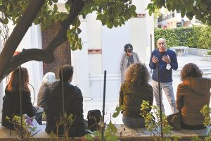 Μια βόλτα στην Αθήνα με οδηγό τα βιβλία