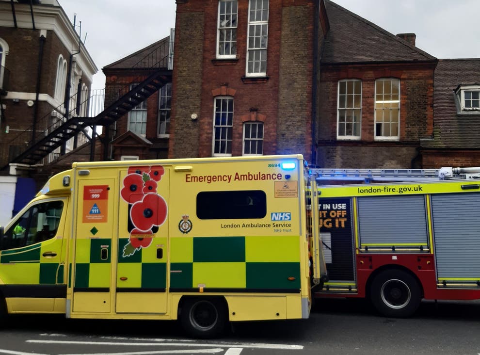Λονδίνο – Κατέρρευσε οροφή σχολείου – Τραυματίστηκαν μαθητές