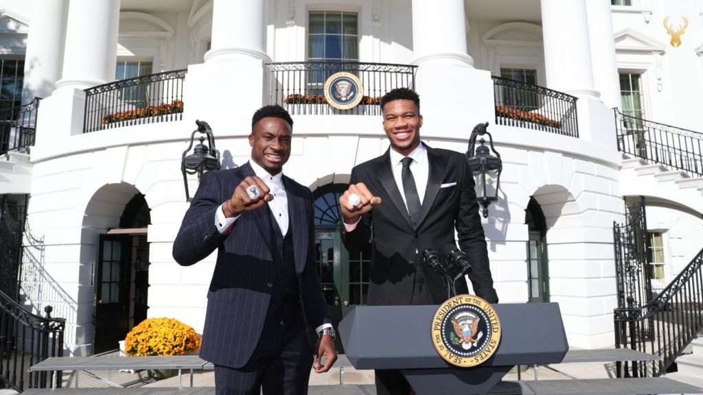 Αντετοκούνμπο – «Από τα Σεπόλια στο Οβάλ γραφείο»