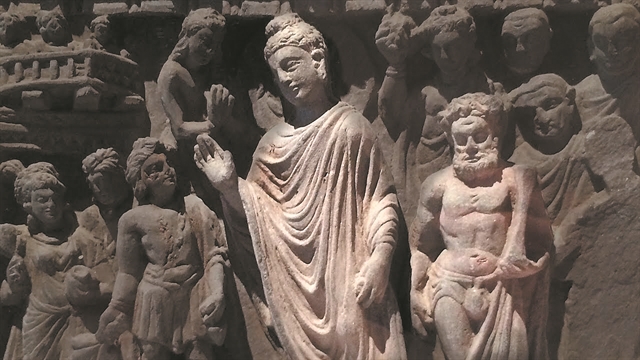 Ηρακλής, ο σωματοφύλακας του… Βούδα