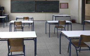 Κοροναϊός – Αντιμέτωποι με φυλάκιση οι γονείς που δεν στέλνουν τα παιδιά τους σχολείο