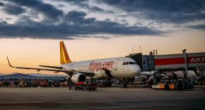 Κοροναϊός – Πλήρως εμβολιασμένος βρέθηκε νεκρός στο κάθισμα αεροσκάφους