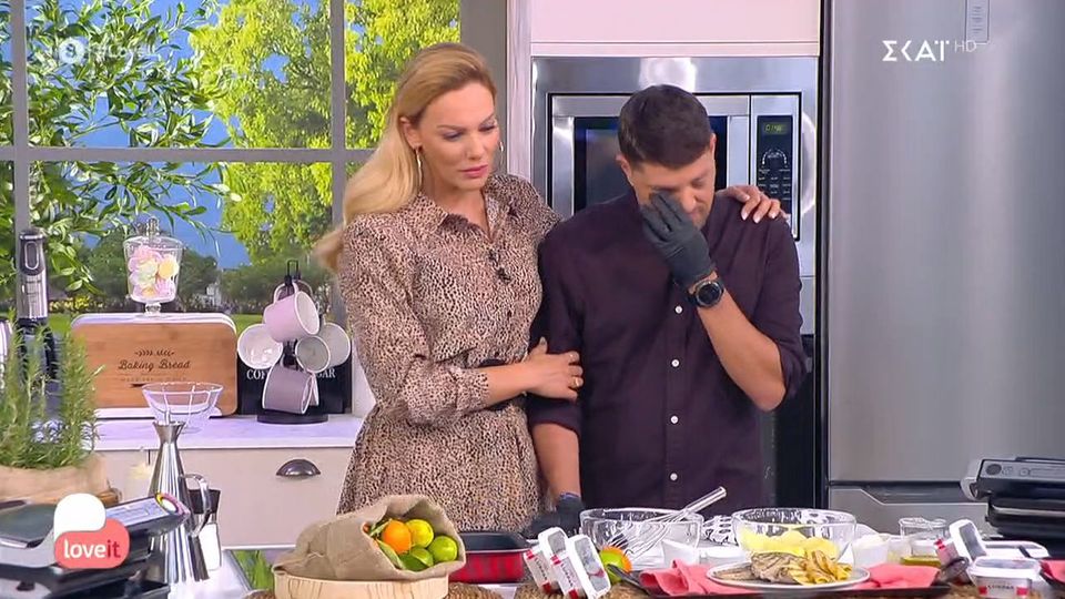 Λύγισε on air ο Αλέξανδρος Παπανδρέου – Πέθανε από κοροναϊό η θεία του, ο πατέρας του είναι σε κρίσιμη κατάσταση