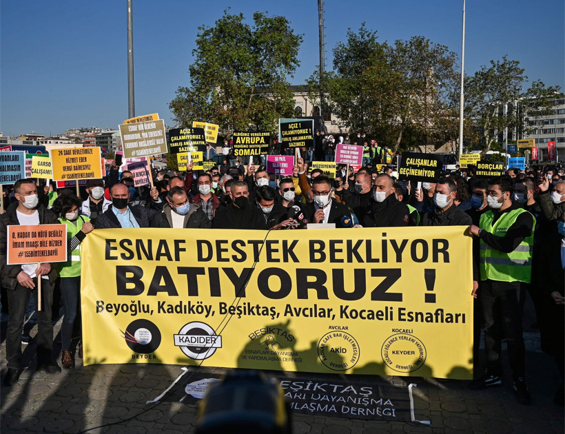 Στους δρόμους οι κάτοικοι της Τουρκίας – Ζητούν παραίτηση Ερντογάν