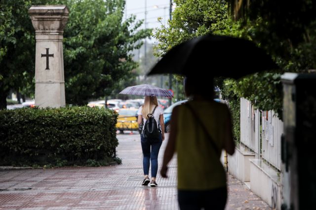Καιρός – Τριήμερο Αγίου Πνεύματος: Ποιοι προορισμοί θα χρειαστούν ομπρέλα