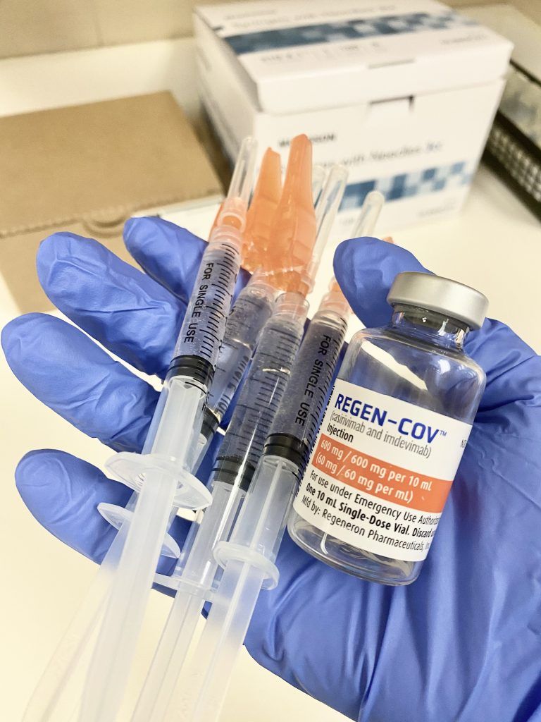 Παραλλαγή Ομικρον – Οι ΗΠΑ παγώνουν τη θεραπεία της Regeneron που χρησιμοποιείται και στην Ελλάδα