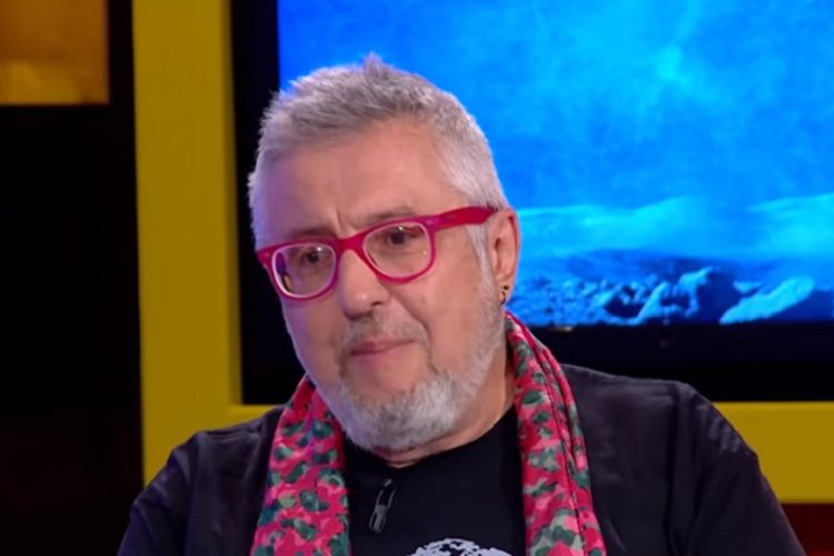 Στάθης Παναγιωτόπουλος – Εφυγε από το σπίτι του για να παραδοθεί στη Δίωξη Ηλεκτρονικού Εγκλήματος