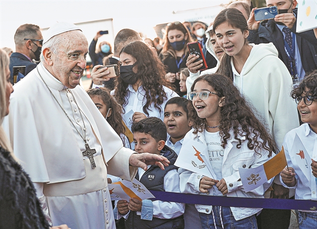 Μια ήρεμη δύναμη που απαντά στο μίσος με διάλογο
