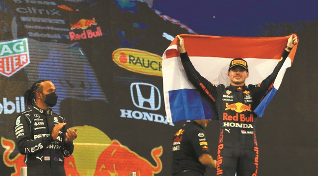 Εκκίνηση με νέο «βασιλιά»