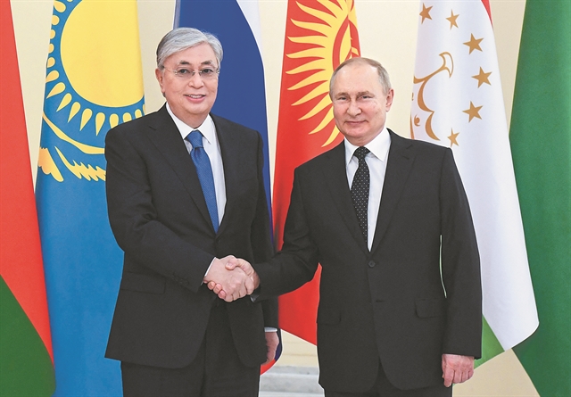 Σε κοινή γραμμή Πούτιν και Σι στηρίζουν το καθεστώς του Καζακστάν
