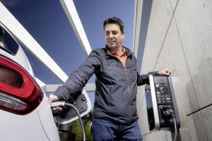 Ηλεκτροκίνηση: Τι αλλαγές περιμένουμε το 2022, οι αυτονομίες, ο χρόνος φόρτισης