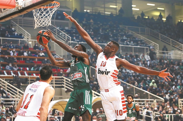 «Ντέρμπι» με γκρίνια