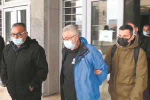 Ανοιχτοί λογαριασμοί με τη Δικαιοσύνη