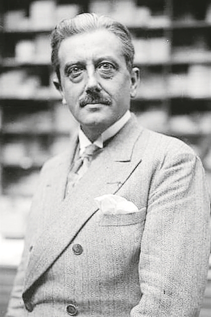 Κλασικές αξίες, νέες φωνές, βραβεία