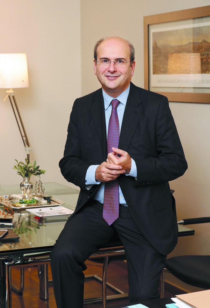 «Γιατί θέλουμε ιδιώτες μάνατζερ στον ΕΦΚΑ»