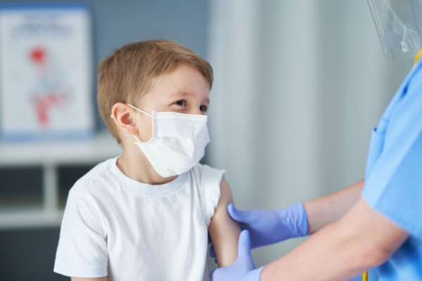 Εμβολιασμός παιδιών – Ο χειμώνας είναι η χειρότερη εποχή για τη διάδοση του ιού
