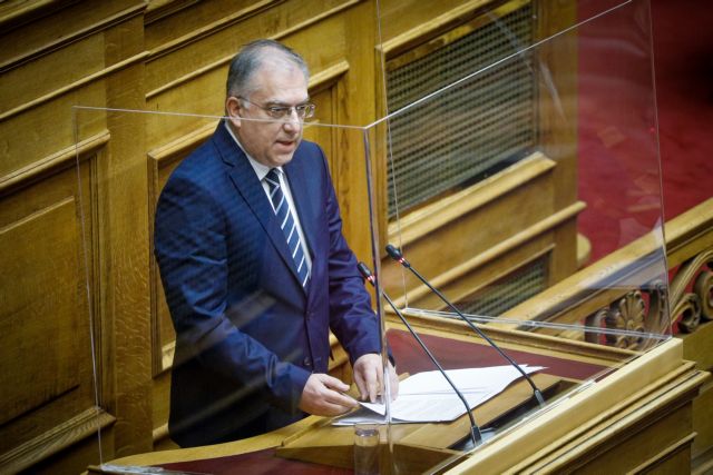 Θεοδωρικάκος – Επικοινωνία με τον αρχιφύλακα της ομάδας που έσωσε γυναίκα στη Θεσσαλονίκη