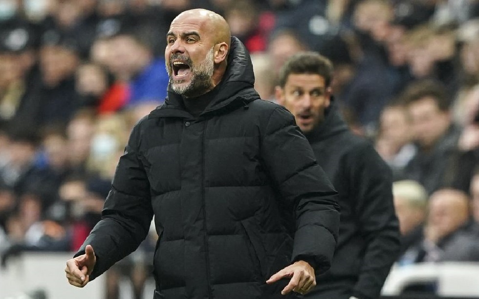 Γκουαρντιόλα – «Γελοίοι οι 8 βαθμοί διαφοράς που έχουμε»