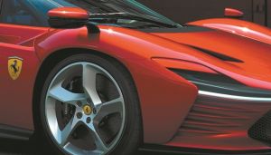 Ferrari Daytona SP3: Πρόβα 840 ίππων