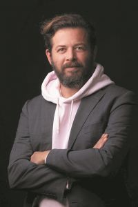 «Οι θεατές ας έρθουν απροσχεδίαστα»