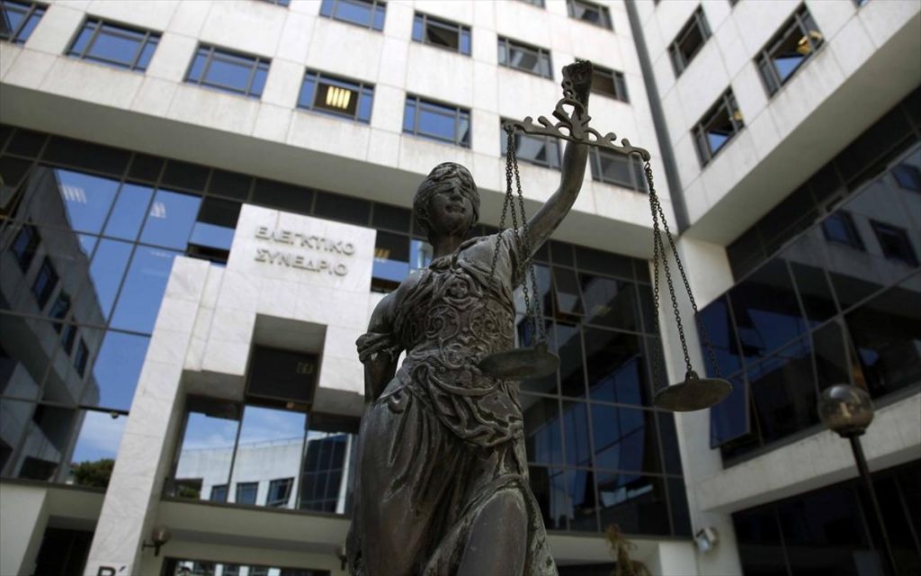 Απόφαση – βόμβα του Ελεγκτικού Συνεδρίου: Δικαιούνται σύνταξη οι κάτοχοι πλαστών πτυχίων