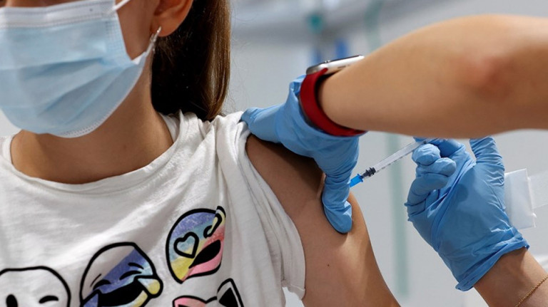 Τι ισχύει για τον εμβολιασμό των παιδιών 5 έως 11 ετών – Οσα πρέπει να γνωρίζετε