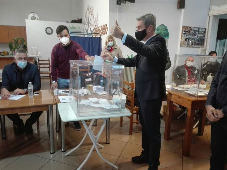 Εκλογές ΚΙΝΑΛ – Ψήφισε ο Ανδρέας Λοβέρδος | tanea.gr