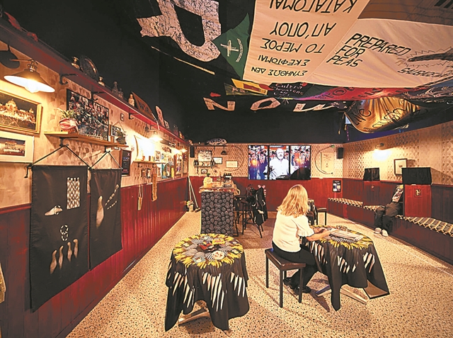 Πρωτιά στο βραβείο Turner 2021 με τους Βορειοϊρλανδούς Array