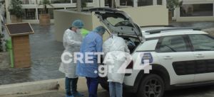 Παραλλαγή Ομικρον – Κλιμάκιο του ΕΟΔΥ στο σπίτι του ασθενή – μηδέν στα Χανιά