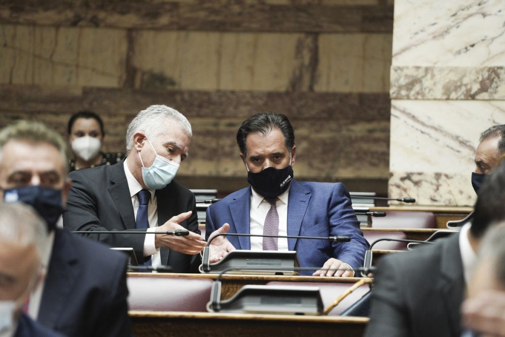 Πρόταση μομφής: Επεισόδιο Πολάκη και Γεωργιάδη στη Βουλή – Επενέβη η φρουρά