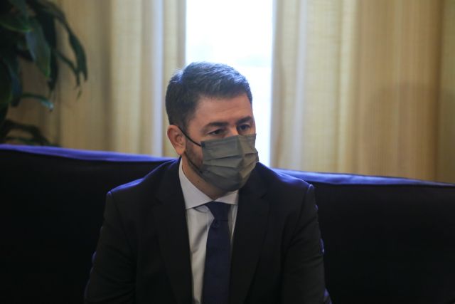 Ανδρουλάκης – Ανεπίτρεπτο κράτη-μέλη της ΕΕ να εξοπλίζουν την Τουρκία