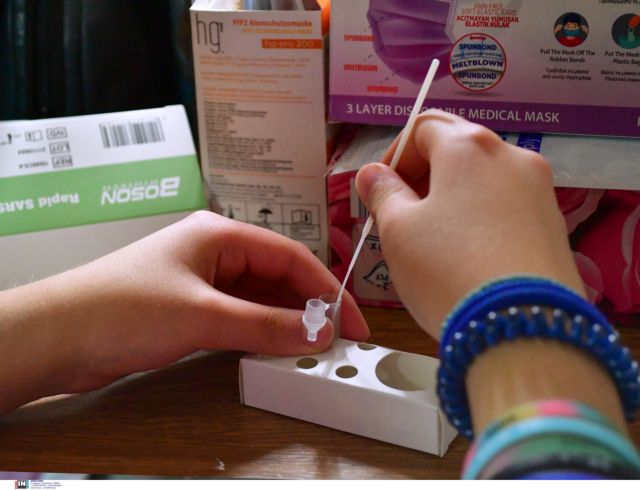 Σχολεία – Χιλιάδες νέα κρούσματα σε μαθητές και εκπαιδευτικούς