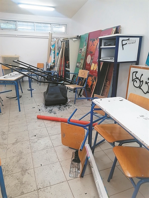 Ποιος θα πληρώσει τα σπασμένα της κατάληψης;