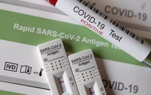 Rapid test – Υπό αμφισβήτηση η αποτελεσματικότητα της εξέτασης στα παιδιά