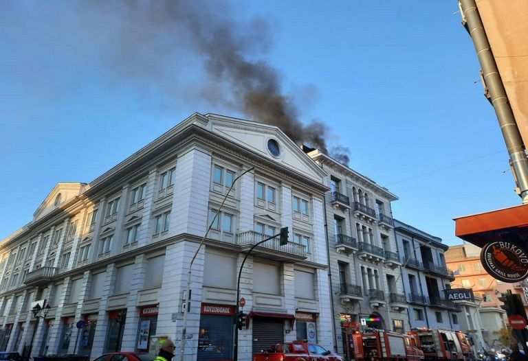 Βόλος – Εκκενώθηκε ξενοδοχείο μετά από πυρκαγιά | tanea.gr