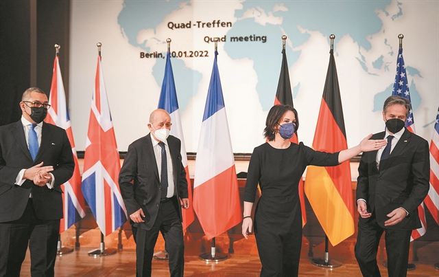 Θέλουν να δείξουν ενωμένοι απέναντι στον Πούτιν