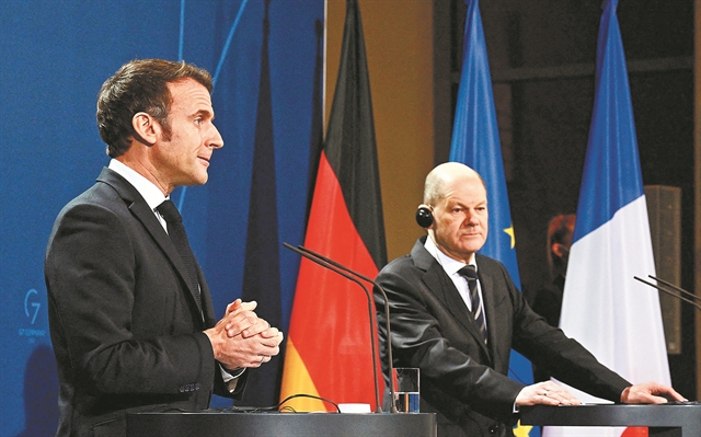 Γκρίνια για τη στάση του Σολτς απέναντι σε Ρωσία αλλά και Κίνα