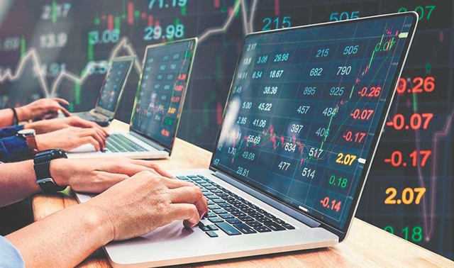 Ανεβάζει ταχύτητα με ισχνές συναλλαγές το Χρηματιστήριο