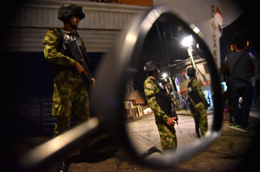 Όχημα πέφτει πάνω σε θεατές κατά τη διάρκεια αγώνα επίδειξης στην Ποπαγιάν της Κολομβίας δυο νεκροί, ανάμεσά τους 10χρονο κοριτσάκι