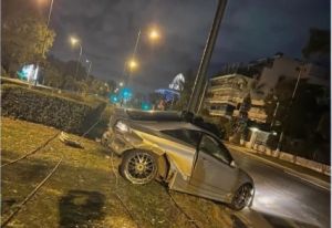 Τροχαίο στη Γλυφάδα  – Νεκρός 21χρονος