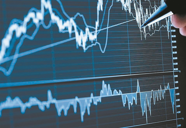 Η άνοδος των επιτοκίων τρομάζει τις μετοχικές αγορές