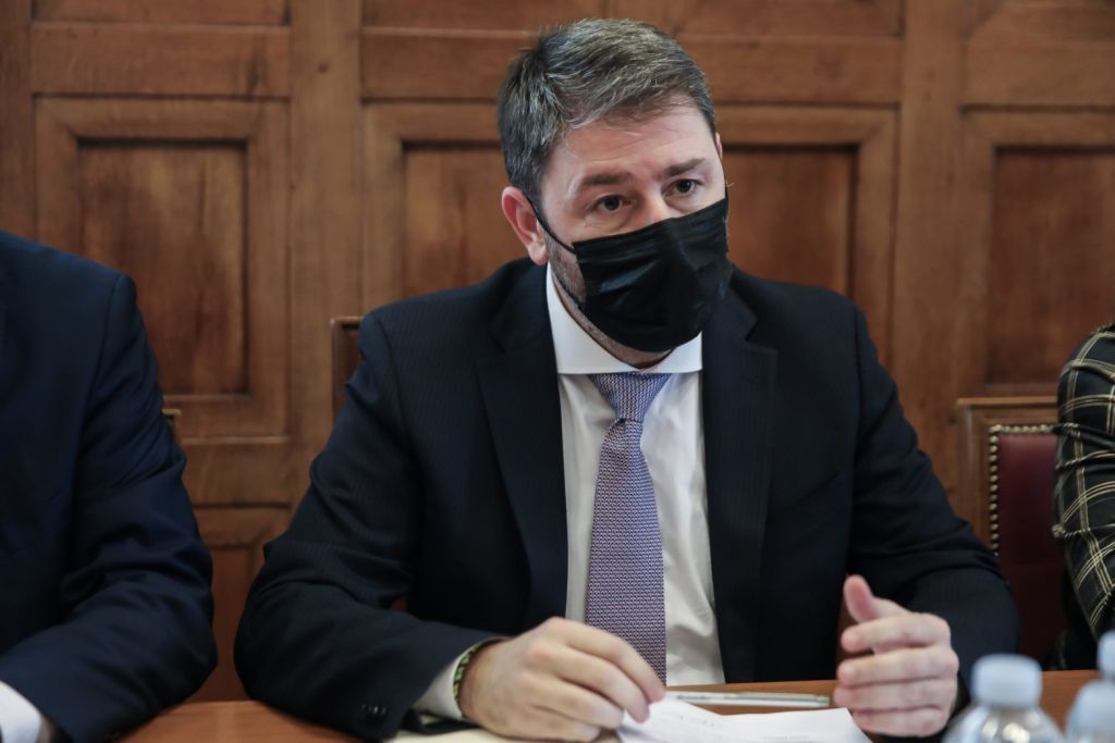 Πρόταση μομφής: Το αίτημα Ανδρουλάκη στη Βουλή και το «όχι» του προεδρείου