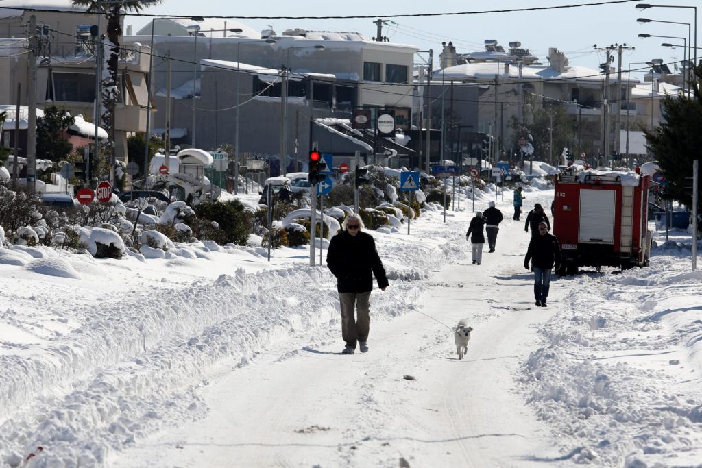 Καιρός: Ακόμα δεν έφυγε η «Ελπίδα» έρχεται… νέα κακοκαιρία με χιόνια και βροχές
