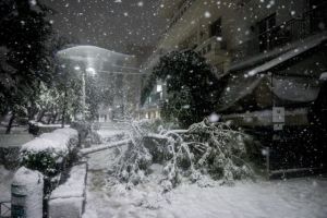 Ηλεκτροδότηση: Μπλακ άουτ στην επιδιόρθωση των βλαβών