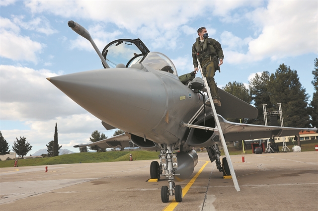 Στη «φωλιά» των Rafale στην Τανάγρα