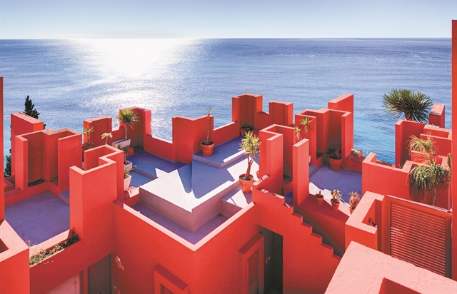 Πέθανε στα 82 του ο μεταμοντέρνος καταλανός αρχιτέκτονας Ρικάρντο Μποφίλ