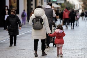 Πού εντοπίζονται τα 17.447 νέα κρούσματα – Ο χάρτης της διασποράς