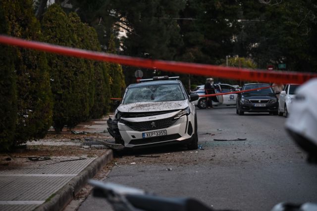 Εκρηξη στη Γλυφάδα – Ποιος ήταν ο στόχος της επίθεσης –  Τι εξετάζει η ΕΛ.ΑΣ | tanea.gr